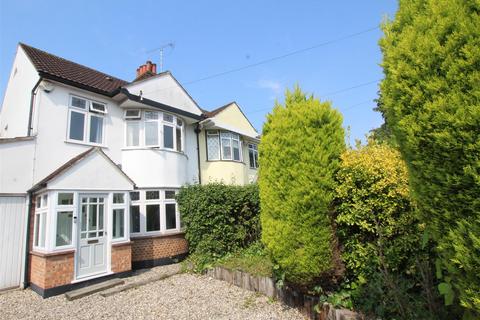 3 bedroom house to rent, Honeypot Lane, Brentwood