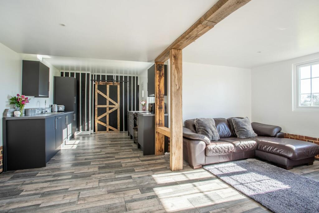 Chipping, Buntingford 1 bed apartment £1,300 pcm (£300 pw)