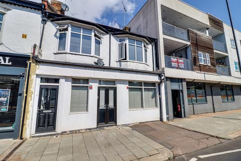 2 bedroom flat for sale, London Road, Leigh-On-Sea SS9