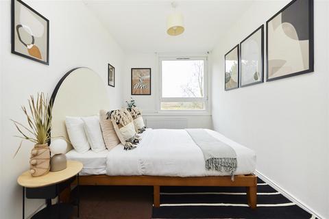 2 bedroom flat for sale, John Ruskin Street, Camberwell, SE5