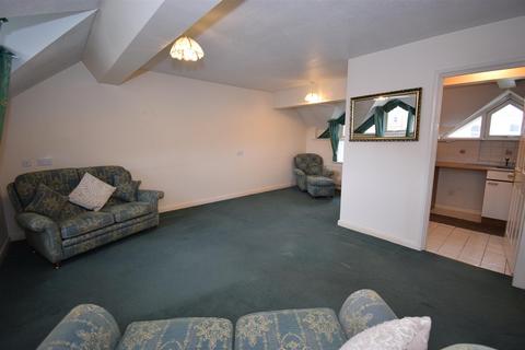 2 bedroom flat for sale, Ingham Grange, South Shields