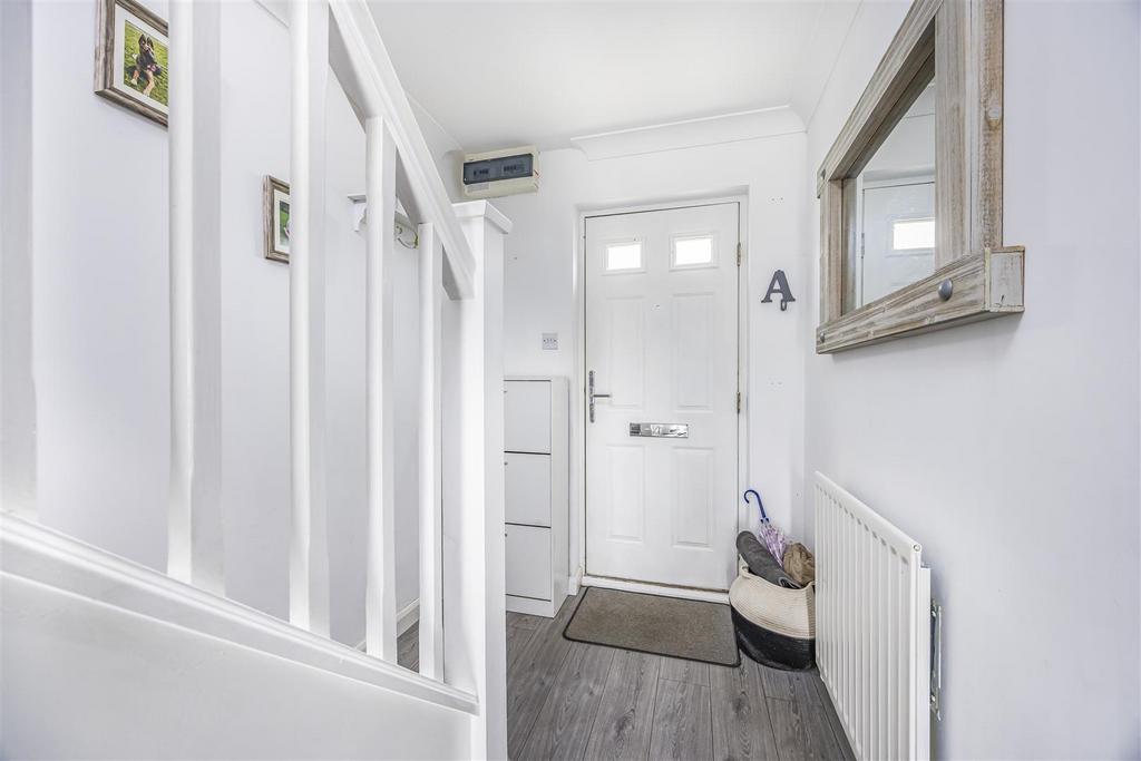 2 Tillington Gardens, Clanfield-Portico Marketing-S