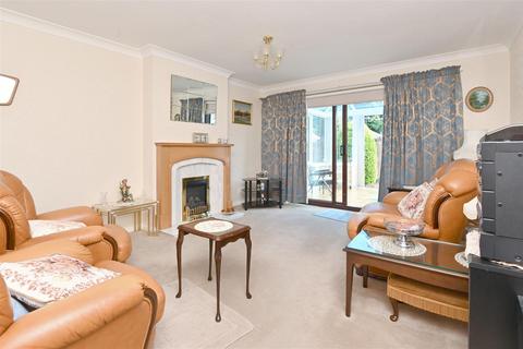 27 Grove Road, Totley, Sheffield, S17 4DJ