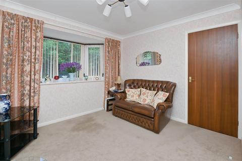 27 Grove Road, Totley, Sheffield, S17 4DJ