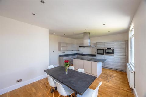 256 Carter Knowle Road, Sheffield, S7 2EB