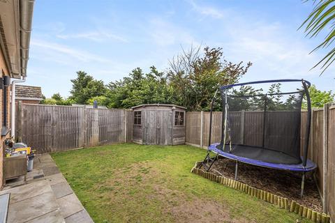 4 bedroom semi-detached house for sale, Meads Avenue, Hove