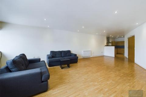 1 bedroom flat to rent, Dolphin House, Plymouth PL4