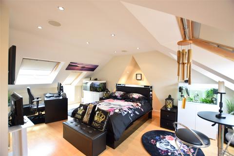 2 bedroom maisonette to rent, Dean Street, Low Fell, NE9