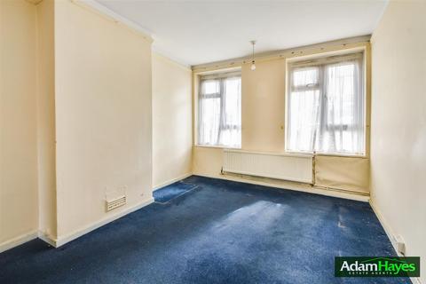 2 bedroom apartment for sale, Mowbray House, The Grange, London N2