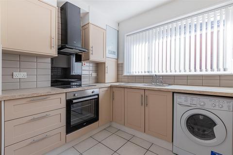 2 bedroom apartment to rent, Carisbrooke Way, Cardiff CF23