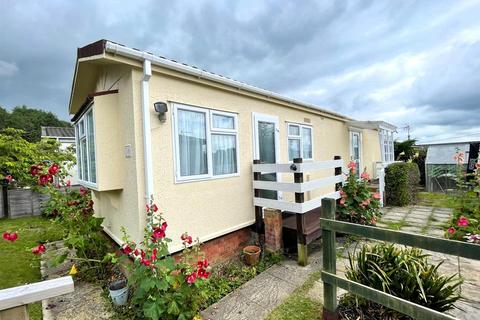 2 bedroom park home for sale, Peppard Road, Emmer Green, Reading