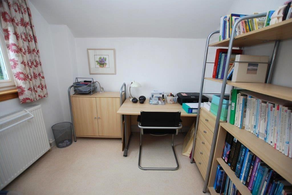 22 Turnberry Avenue  Gourock (20) bedroom 3.jpg