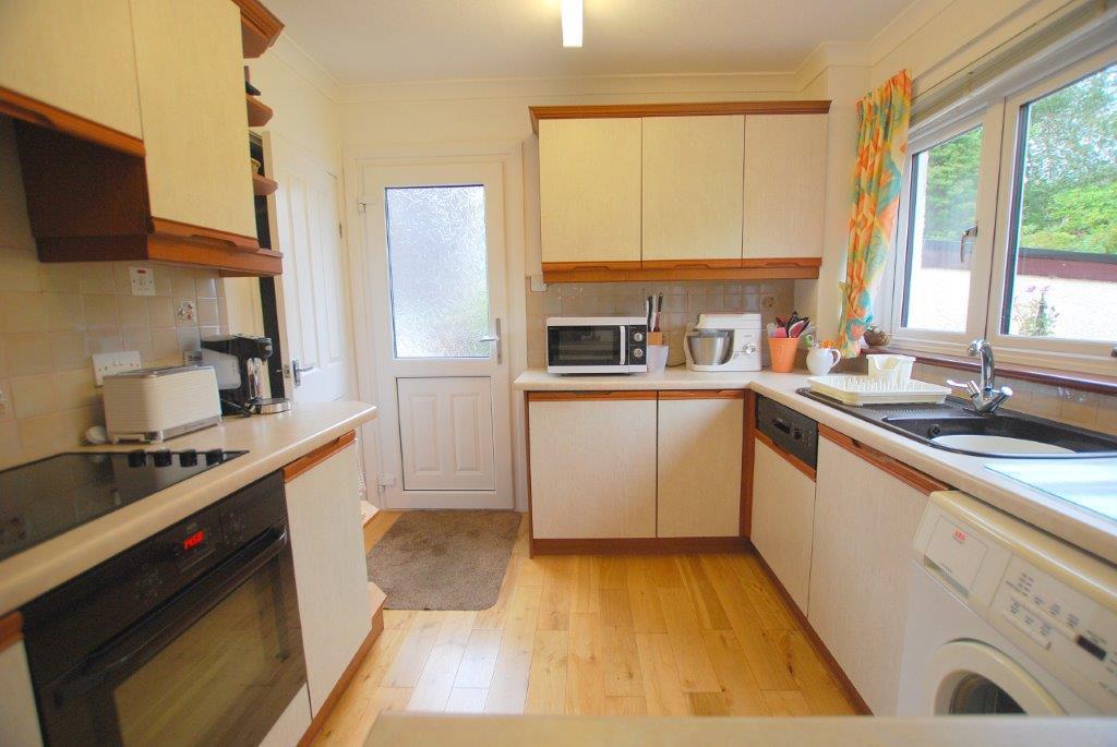 22 Turnberry Avenue  Gourock (33) dining kitchen .