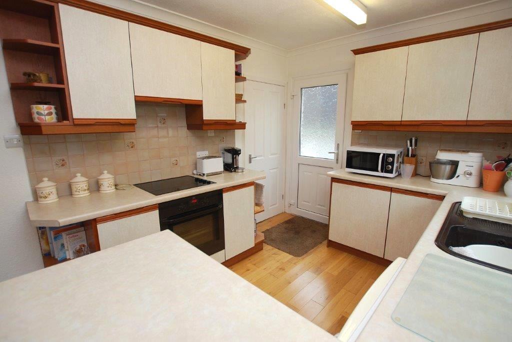 22 Turnberry Avenue  Gourock (34) dining kitchen .