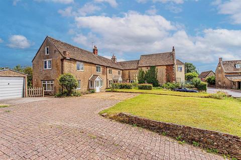 38 Shurnhold, Melksham, SN12 8DG