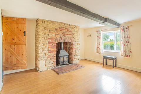 38 Shurnhold, Melksham, SN12 8DG