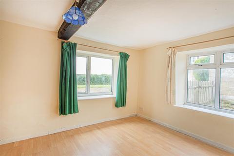 38 Shurnhold, Melksham, SN12 8DG