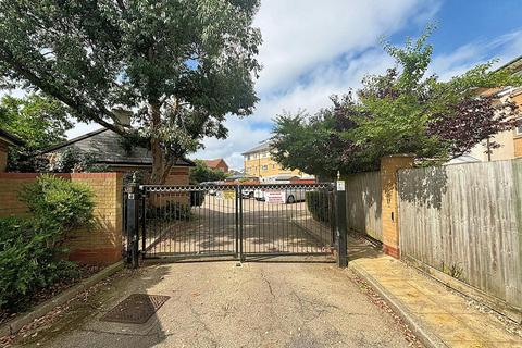 22 Eugene Way, Eastbourne, BN23 5BH