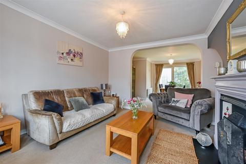 4 bedroom semi-detached house for sale, Graydon Avenue, Donnington, Chichester