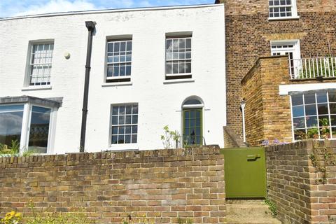 4 bedroom terraced house for sale, Strand On The Green, London