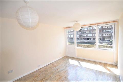 2 bedroom flat to rent, Numa Court, Brentford Dock