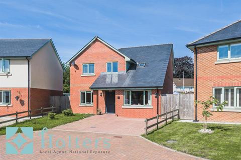 3 bedroom detached house for sale, Y Maes, Beulah