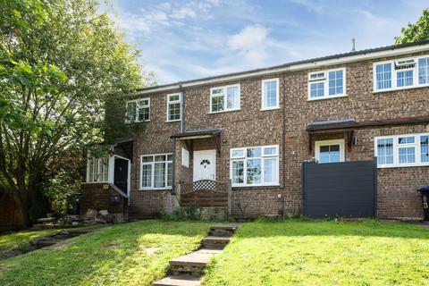 2 bedroom house for sale, Conway Close, Frimley, Camberley GU16