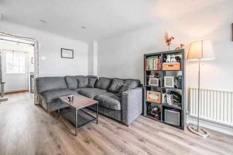 21 Conway Close, Frimley, Camberley, GU16 8XD