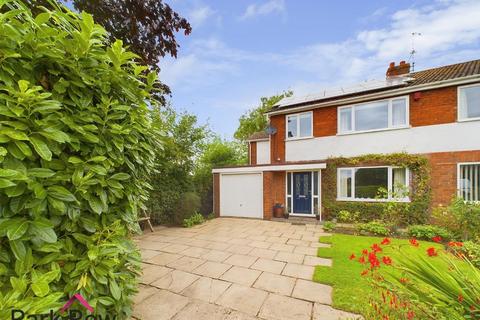 4 bedroom semi-detached house for sale, Moor Lane, Sherburn In Elmet, Leeds