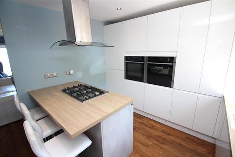 97 Clune Brae, Port Glasgow, PA14 5PN