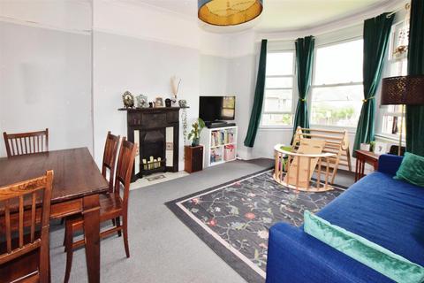 3 bedroom flat for sale, Finchley, London