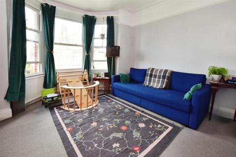 38a Manor View, London, N3 2SR