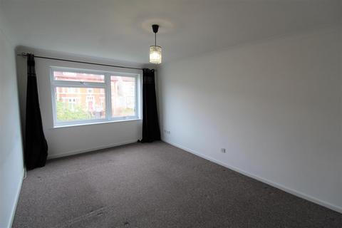 2 bedroom property to rent, Old Warwick Court, Olton, Solihull