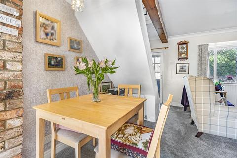 3 Henthorne Cottages, Minskip, York, YO51 9JA