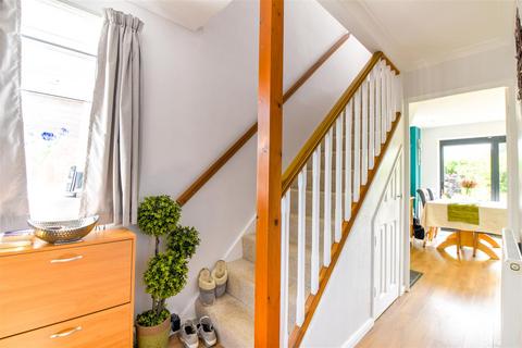 44 Coombe Shaw, Ninfield, Battle, TN33 9LQ