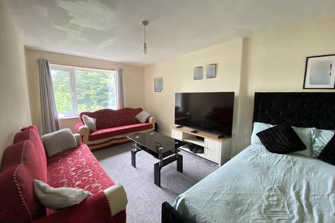 2 bedroom flat to rent, Cullen Way (Kelso Walk), Sinfin DE24