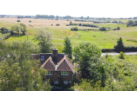 4 bedroom semi-detached house for sale, Stone, Tenterden