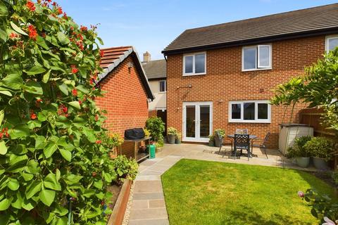 3 bedroom end of terrace house for sale, Iris Place, Highnam, Gloucester
