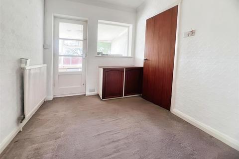 4 Claremont Drive, Basildon, SS16 4TS