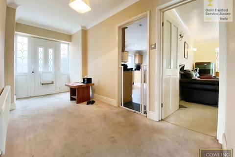 16 Bridge Road, Wickford, SS11 8PE