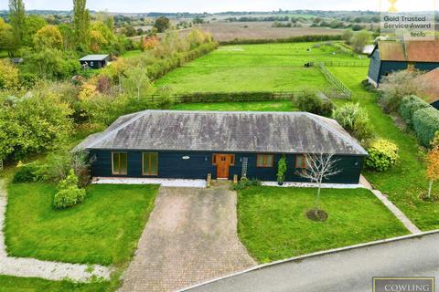 2 bedroom detached bungalow for sale, Ramsden Park Road, Ramsden Bellhouse, Billericay