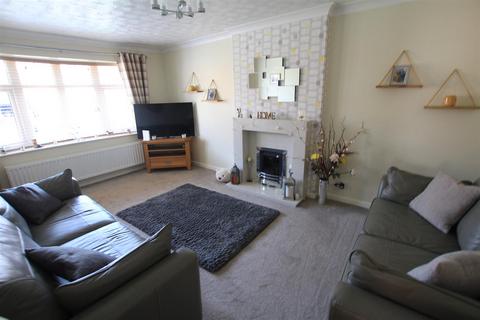 2 bedroom semi-detached bungalow for sale, Brook Close, Woodham