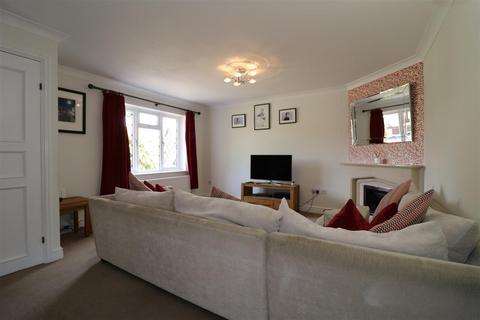 3 bedroom link detached house for sale, Saumur Way, Warwick