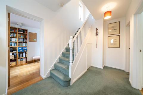 3 bedroom semi-detached house for sale, Cliffe Way, Warwick