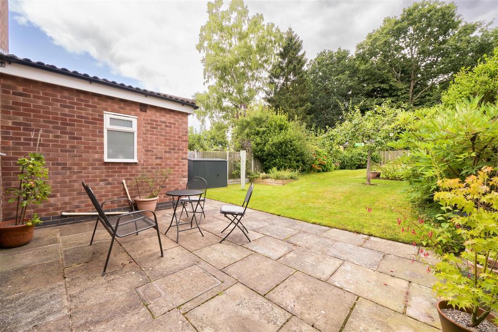 Good Sized Rear Garden