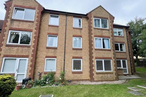 1 bedroom retirement property for sale, Sawyers Hall Lane, Brentwood