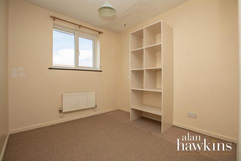 6 Meadow Close, Wootton Bassett, Swindon, SN4 7JL