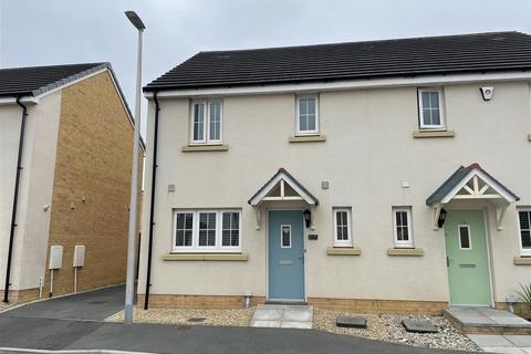 3 bedroom semi-detached house for sale, Rhes Brickyard Row, Llanelli