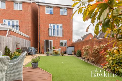 4 bedroom townhouse for sale, Blain Place, Royal Wootton Bassett, Swindon