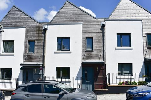 3 bedroom terraced house for sale, Robinsons Avenue, Pool, Redruth, Cornwall, TR15